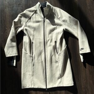 Nike Women’s Off-White Performance Jacket